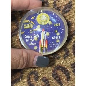 Vintage 1950`s Space Ship to the Moon Dexterity Puzzle Game Pinball Plastic‎